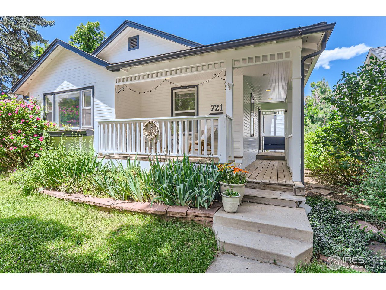 721 Concord Avenue Boulder, CO 80304 - Photo 34 of 40 a front view of a house with garden