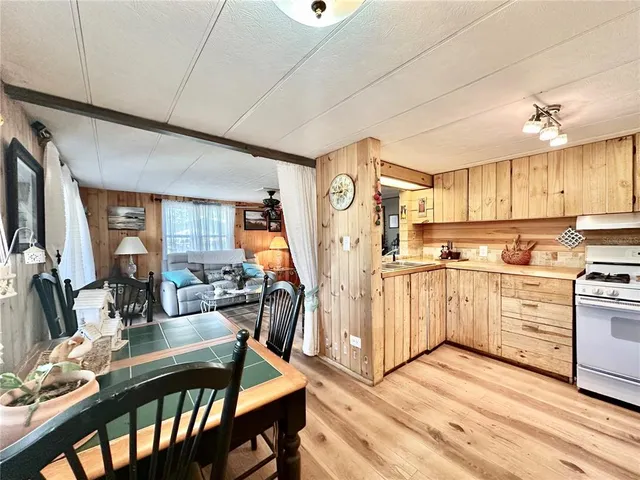 $1,400 | 3609 East Westcove Court, Dunnellon, FL 34434