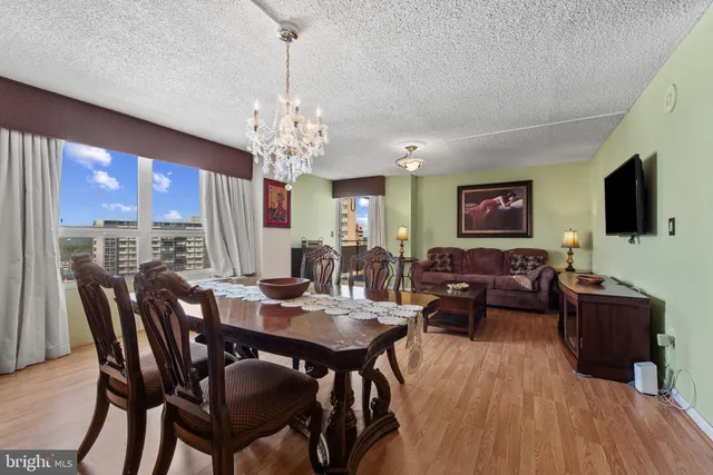 $2,200 | 205 East Joppa Road, Unit 1202, Towson, MD 21286