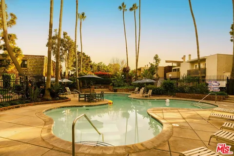 $897,000 | 16631 Algonquin Street, Huntington Beach, CA 92649