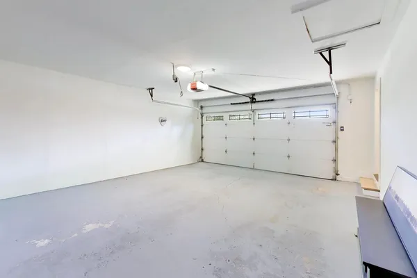 $680,000 | 656 Jon Lane, Des Plaines, IL 60016