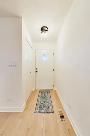 $680,000 | 656 Jon Lane, Des Plaines, IL 60016