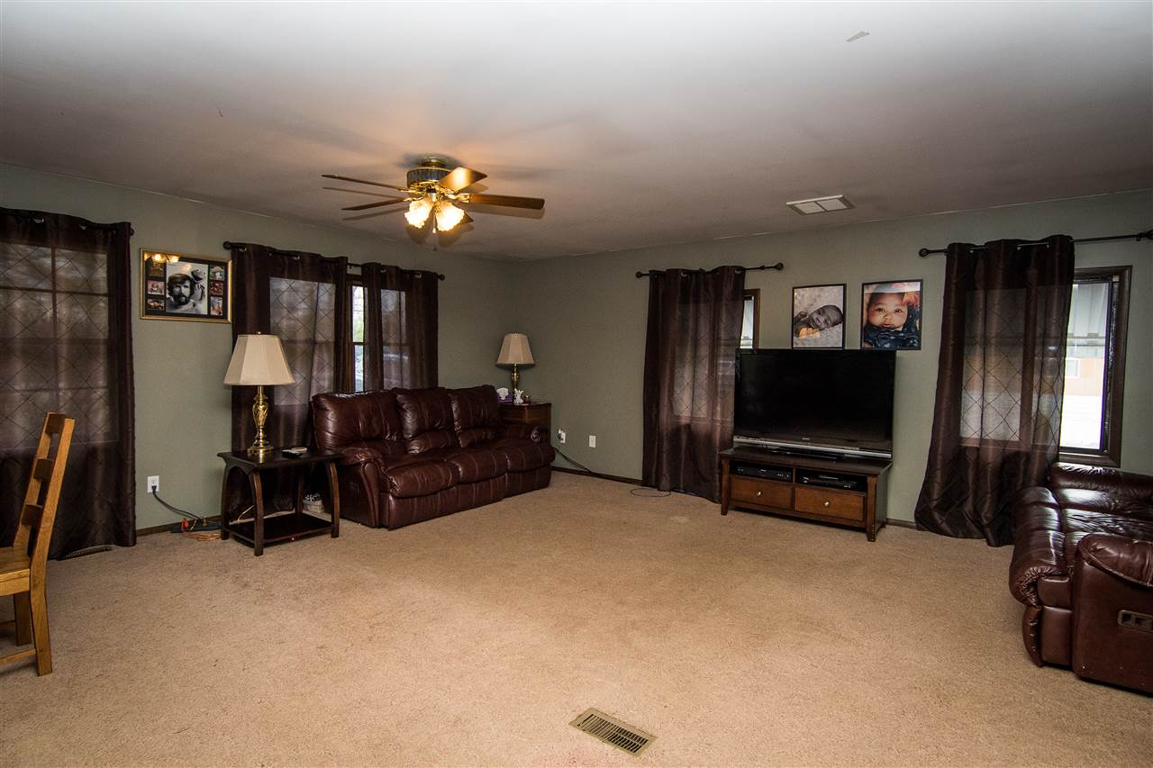 72 East Brown Road Vincennes, IN 47591 - Photo 3 of 13 Gallery Image 3