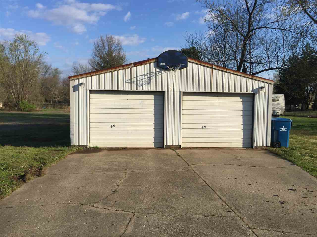72 East Brown Road Vincennes, IN 47591 - Photo 9 of 13 Gallery Image 9