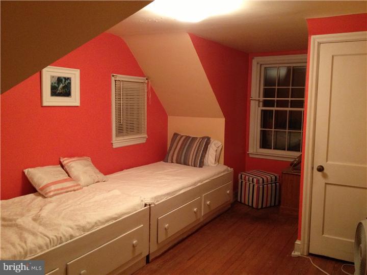 636 Rutherford Road Huntingdon Valley, PA 19006 - Photo 11 of 19 Gallery Image 11
