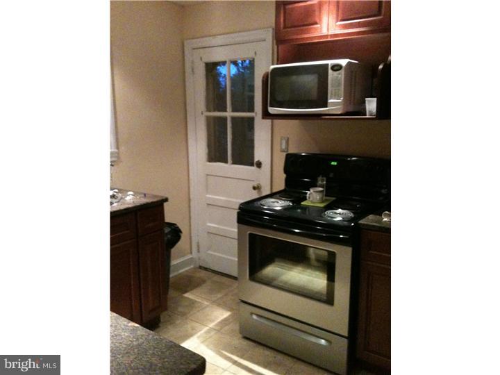 636 Rutherford Road Huntingdon Valley, PA 19006 - Photo 3 of 19 Gallery Image 3