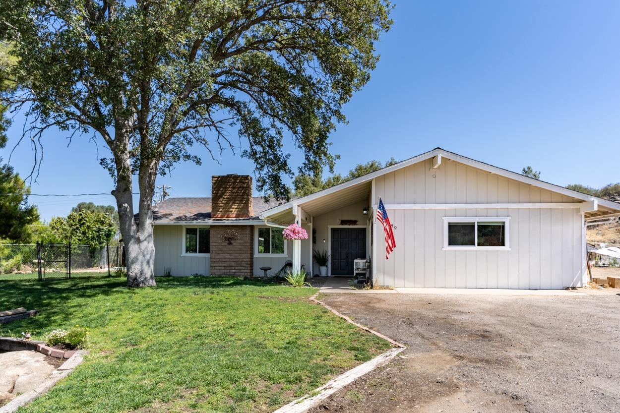 30589 Revis Road Coarsegold, CA 93614 - Photo 1 of 28 Gallery Image 1