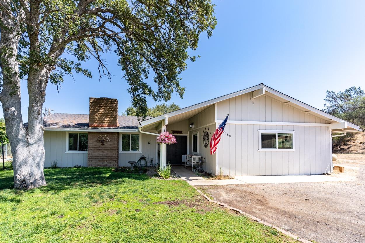 30589 Revis Road Coarsegold, CA 93614 - Photo 3 of 28 Gallery Image 3