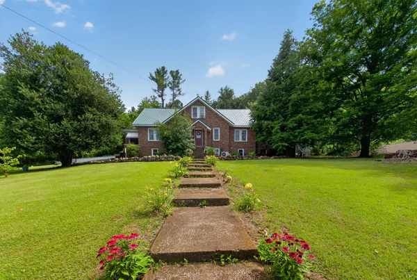 $730,000 | 212 East Main Street, Waverly, TN 37185