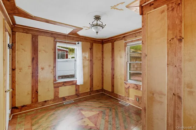 $399,990 | 230 Lakeside Trail, Ridge, NY 11961