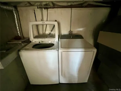 $399,990 | 230 Lakeside Trail, Ridge, NY 11961