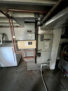 $399,990 | 230 Lakeside Trail, Ridge, NY 11961