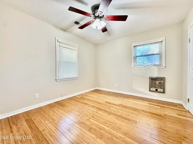 $214,900 | 1028 Browns Ferry Road, Senatobia, MS 38668