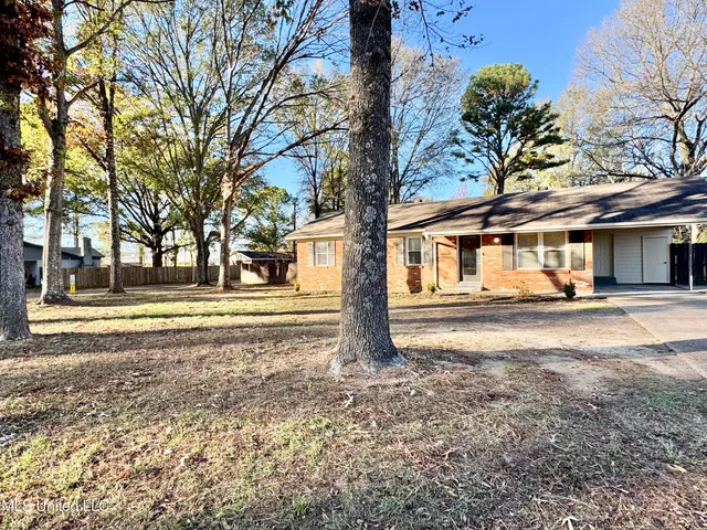 $214,900 | 1028 Browns Ferry Road, Senatobia, MS 38668