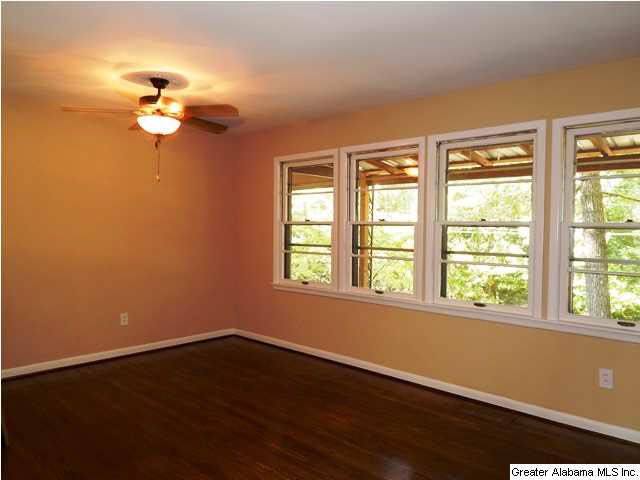 305 Garden Hill Road Gardendale, AL 35071 - Photo 9 of 32