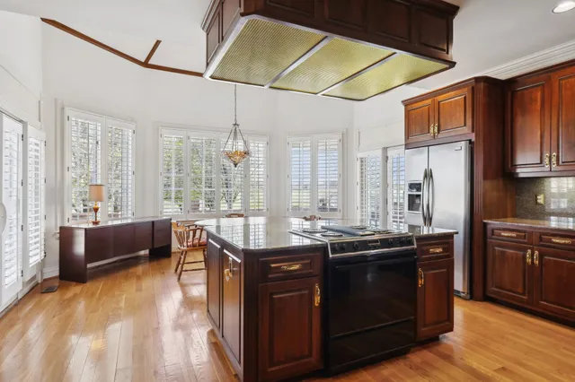 $28,900,000 | 5090 Main Street, Spring Hill, TN 37174