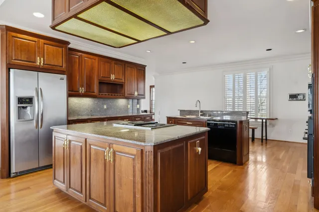 $28,900,000 | 5090 Main Street, Spring Hill, TN 37174