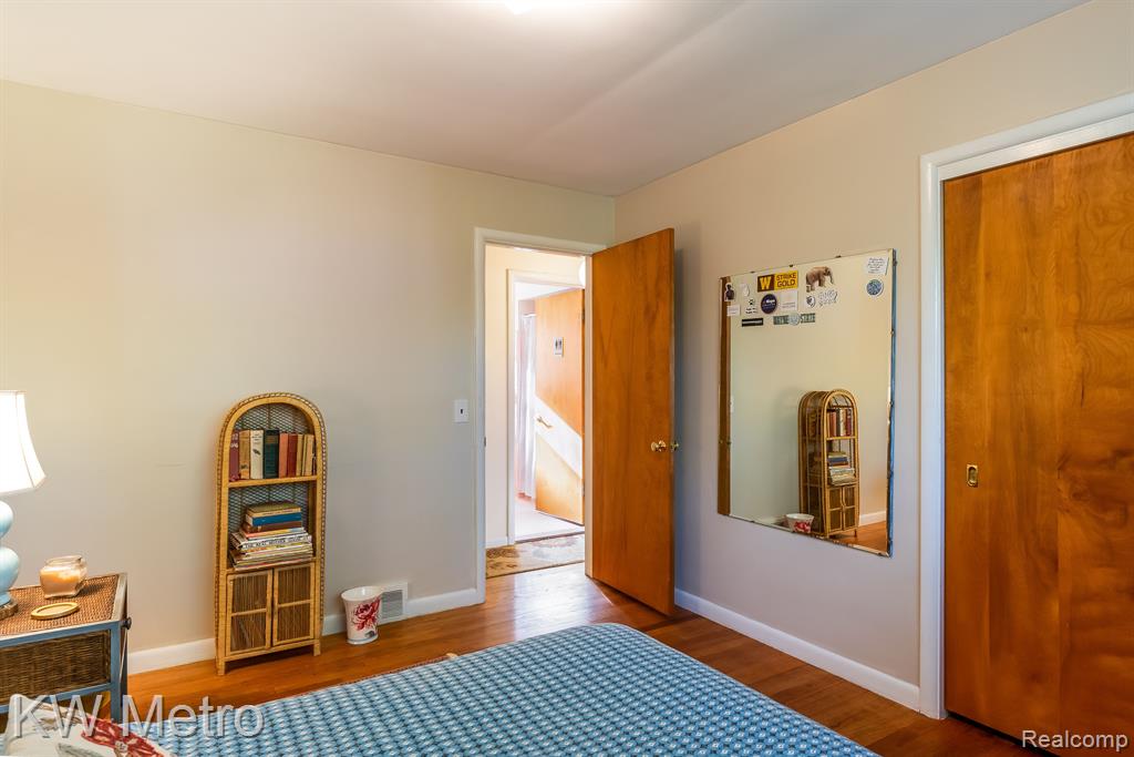 5805 Orion Road Rochester, MI 48306 - Photo 13 of 33