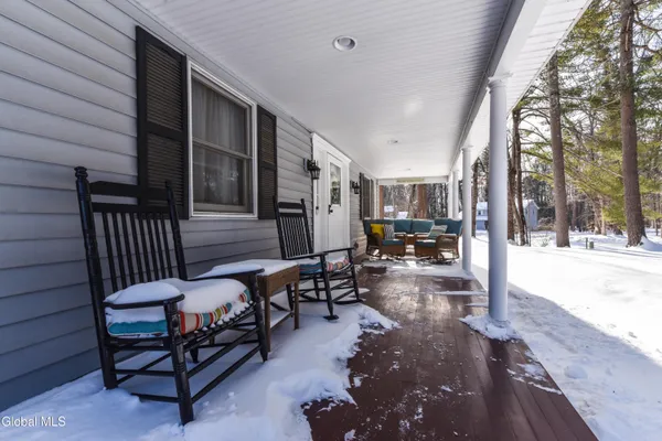 $3,700 | 9 Bell Flower Road, Ballston Spa, NY 12020