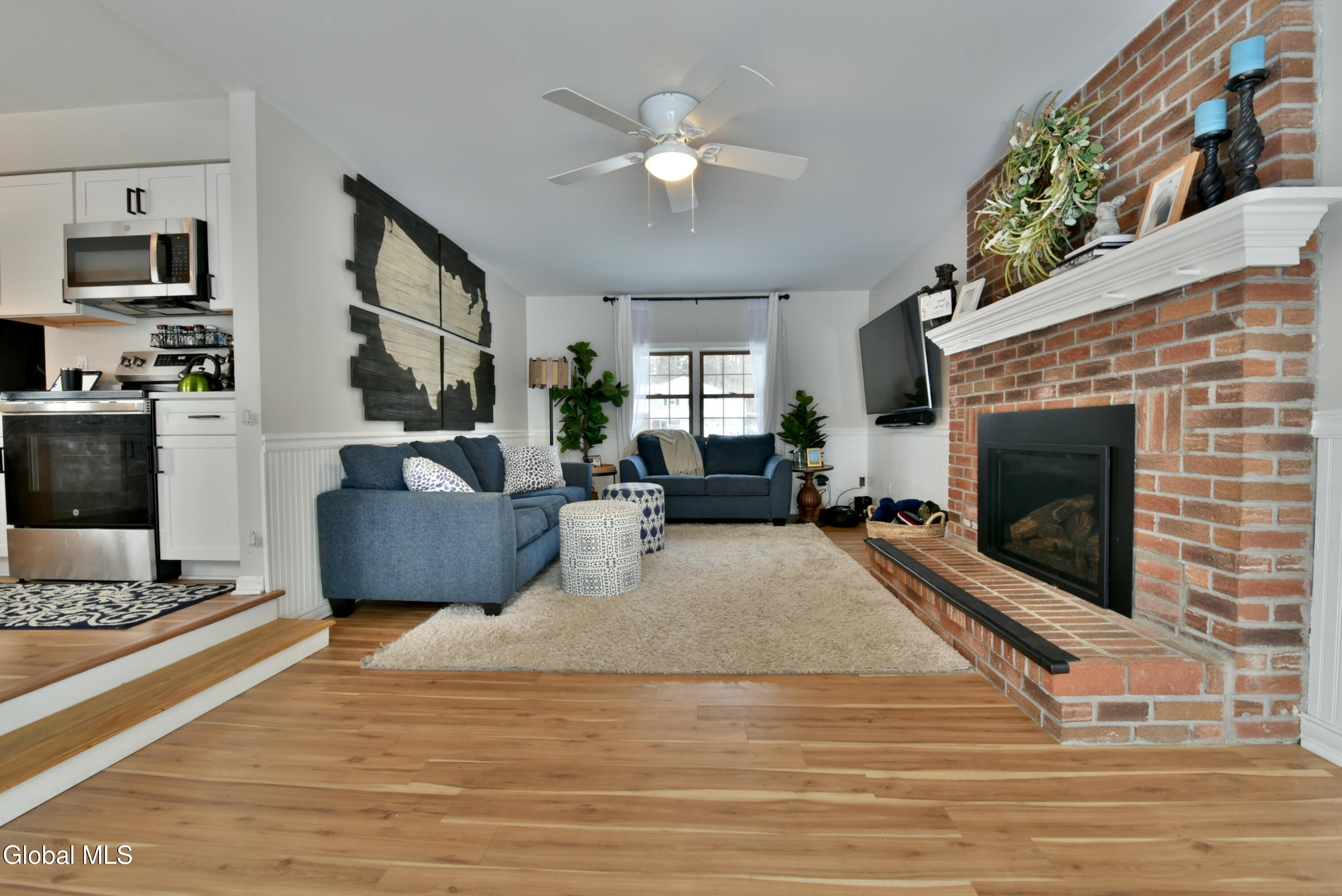 9 Bell Flower Road Ballston Spa, NY 12020 - Photo 5 of 58 5