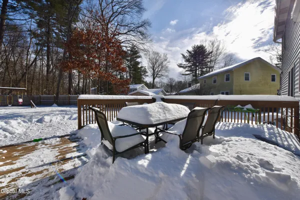 $3,700 | 9 Bell Flower Road, Ballston Spa, NY 12020