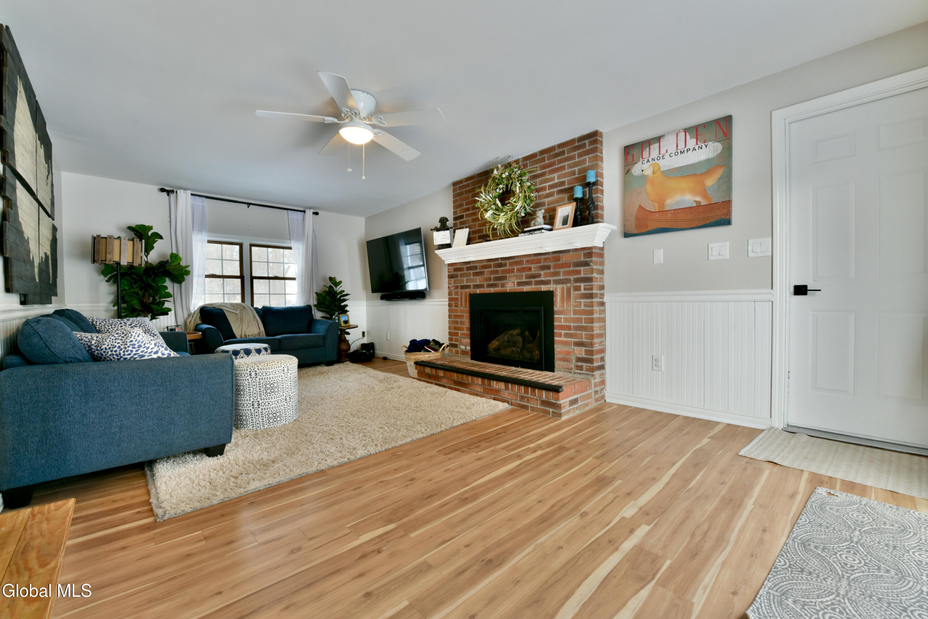 9 Bell Flower Road Ballston Spa, NY 12020 - Photo 6 of 58 6