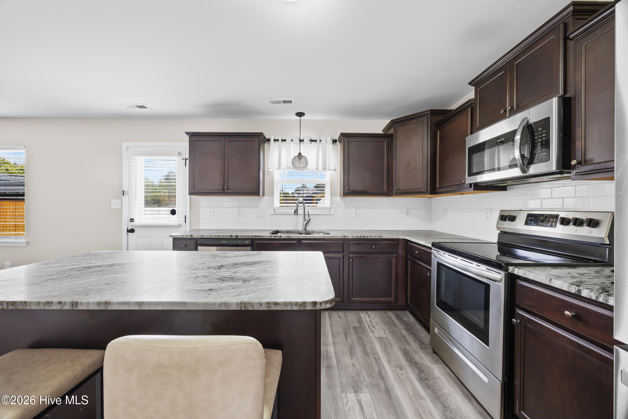 105 Barnhouse Road Jacksonville, NC 28546 - Photo 14 of 56 14_kitchen