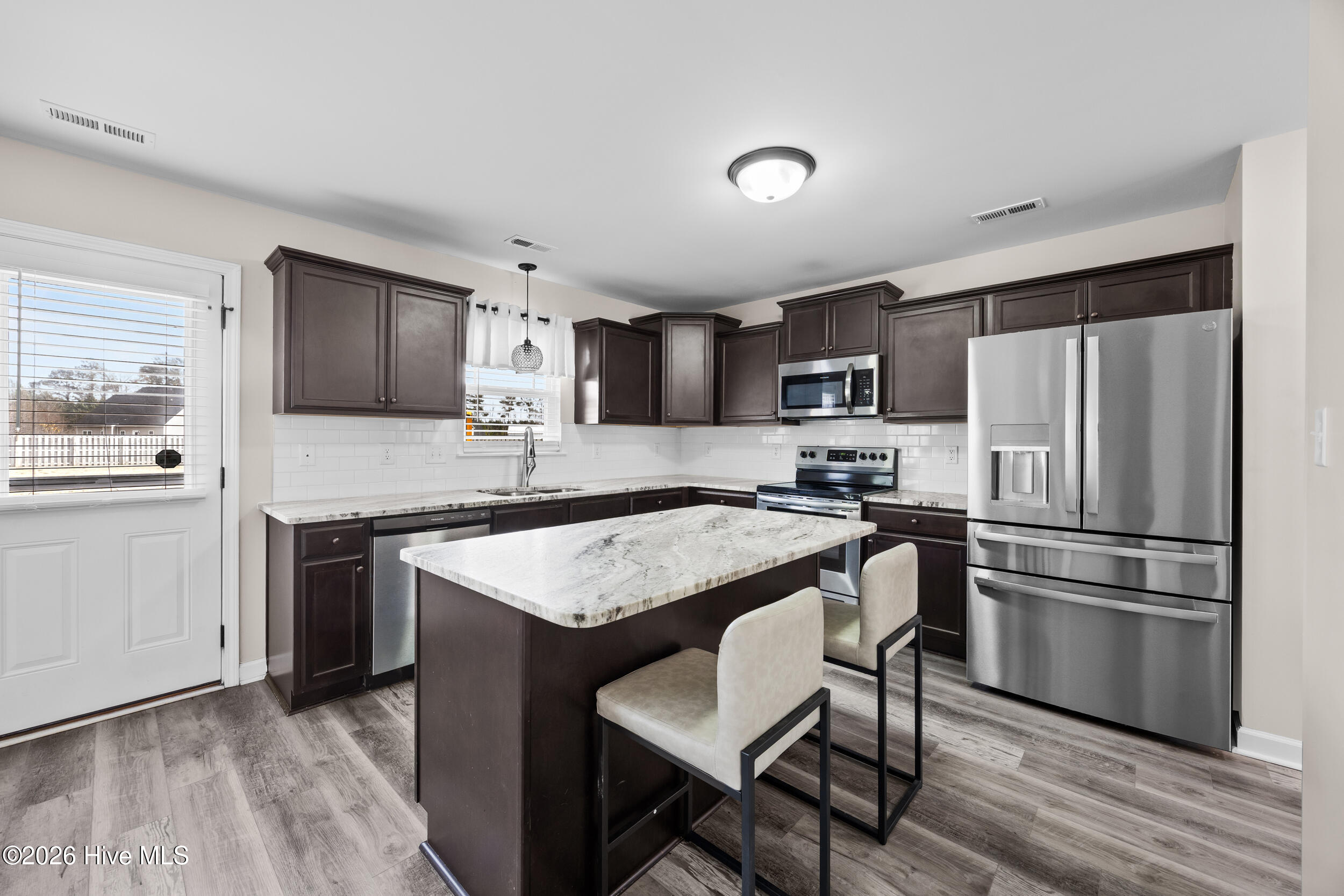 105 Barnhouse Road Jacksonville, NC 28546 - Photo 15 of 56 15_kitchen