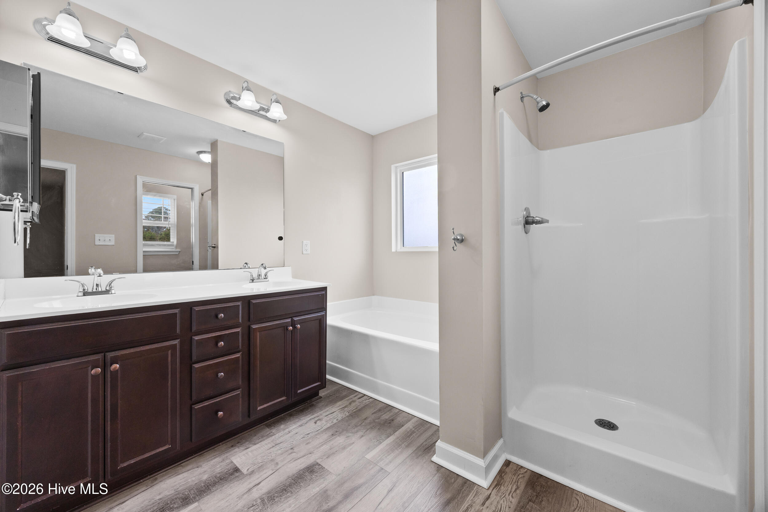 105 Barnhouse Road Jacksonville, NC 28546 - Photo 31 of 56 31_bathroom