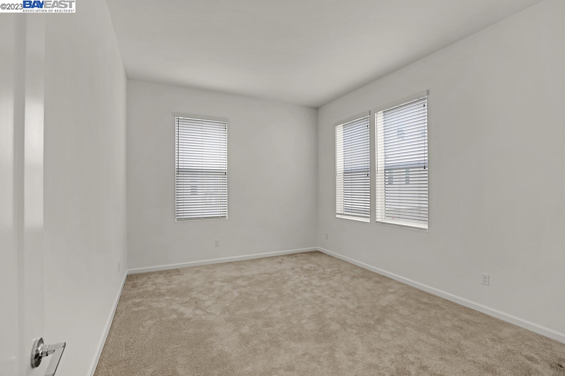 5772 Barley Road Dublin, CA 94568 - Photo 20 of 56 an empty room with windows