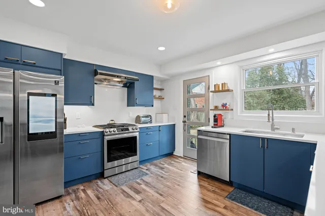 $1,195,000 | 9817 Fernwood Road, Bethesda, MD 20817