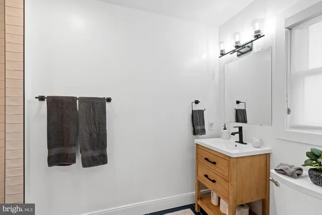 $1,195,000 | 9817 Fernwood Road, Bethesda, MD 20817