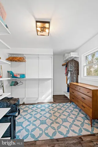 $1,195,000 | 9817 Fernwood Road, Bethesda, MD 20817