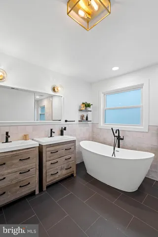 $1,195,000 | 9817 Fernwood Road, Bethesda, MD 20817