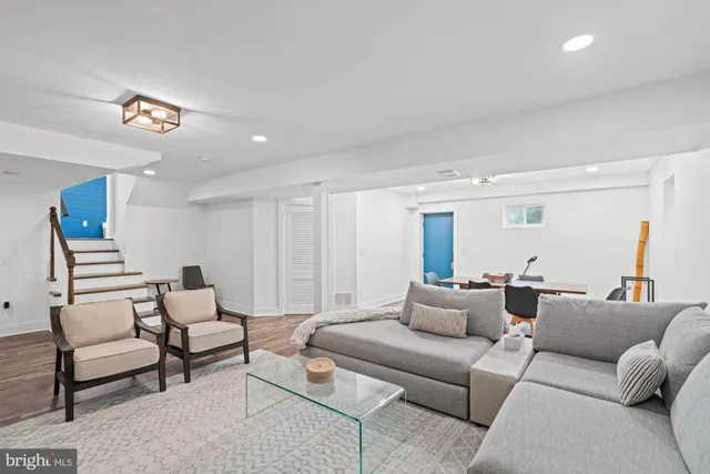 $1,195,000 | 9817 Fernwood Road, Bethesda, MD 20817