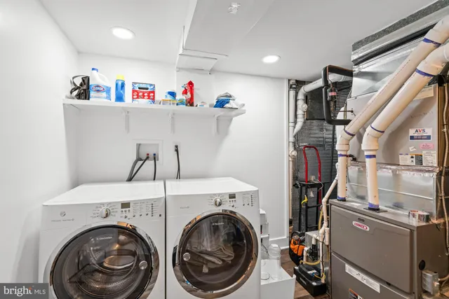 $1,195,000 | 9817 Fernwood Road, Bethesda, MD 20817