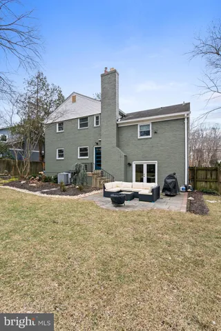 $1,195,000 | 9817 Fernwood Road, Bethesda, MD 20817