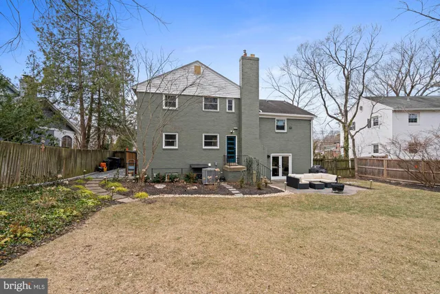 $1,195,000 | 9817 Fernwood Road, Bethesda, MD 20817