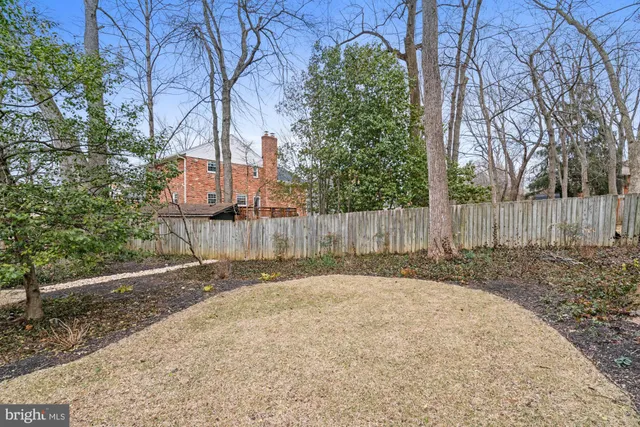 $1,195,000 | 9817 Fernwood Road, Bethesda, MD 20817