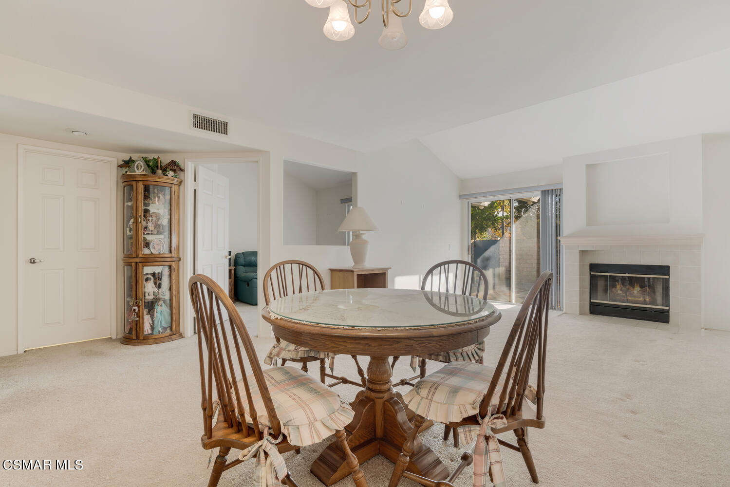 6016 Rothko Lane Simi Valley, CA 93063 - Photo 10 of 21 6016 Rothko 8