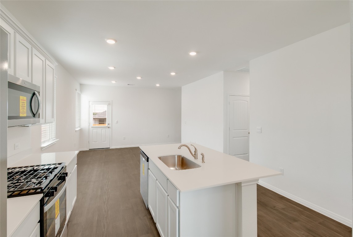 203 Balmorhea Street Kyle, TX 78640 - Photo 11 of 22