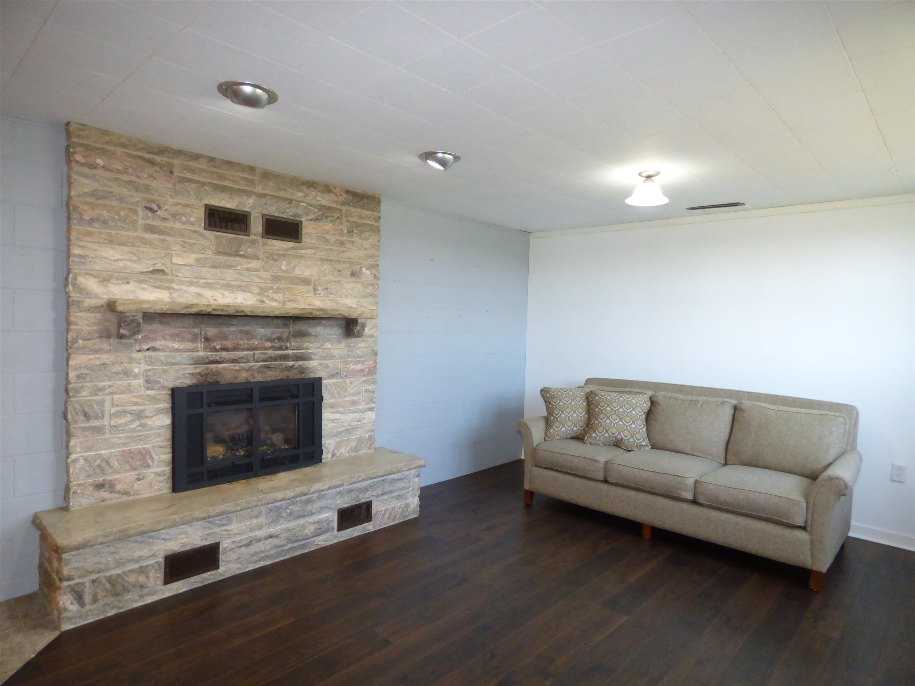 532 South Ward Street Stockton, IL 61085 - Photo 31 of 56 Gallery Image 31