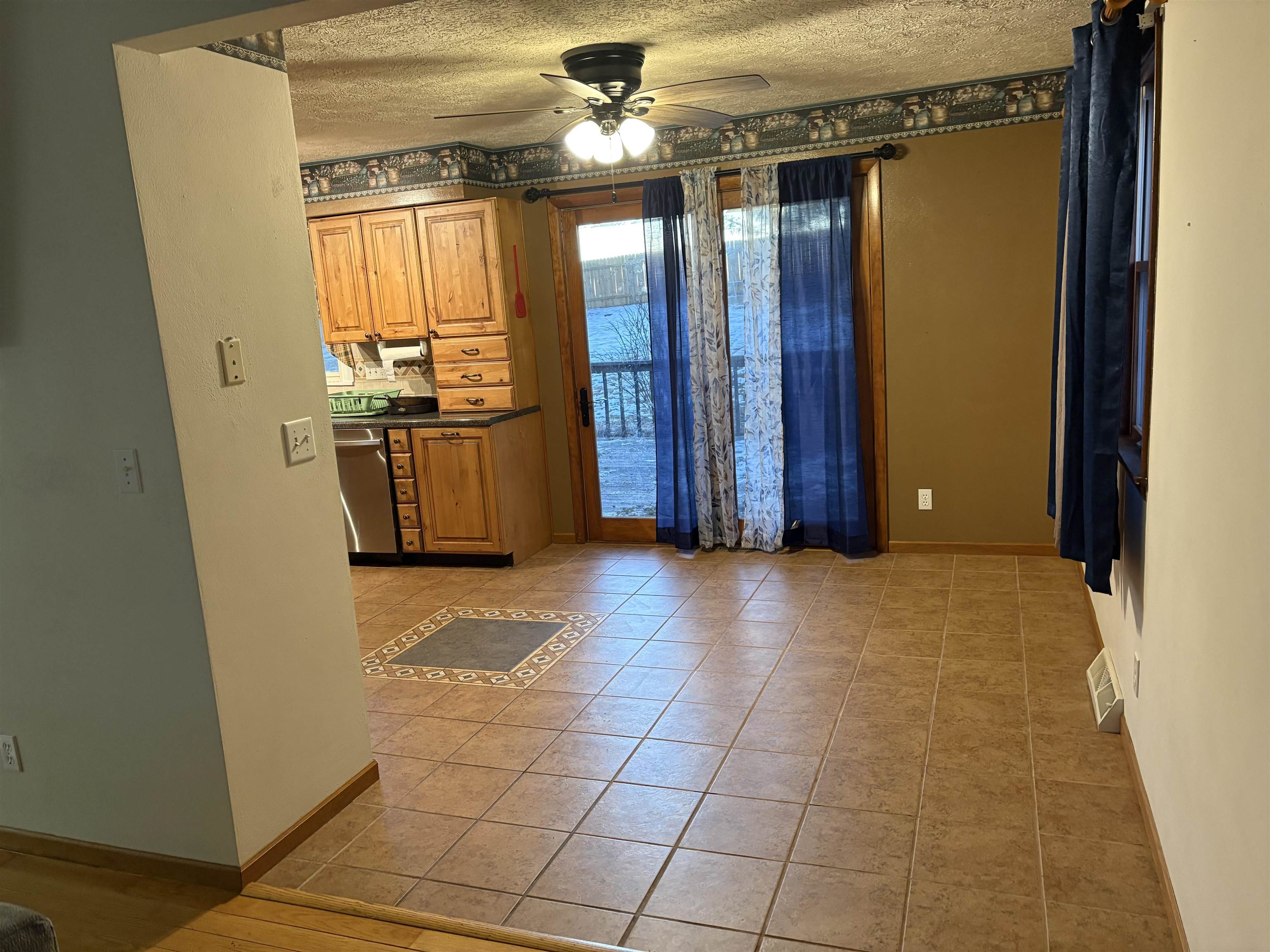 532 South Ward Street Stockton, IL 61085 - Photo 6 of 56 Gallery Image 6