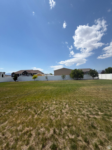 712 East Sunset View Road Grantsville, UT 84029 - Photo 3 of 28