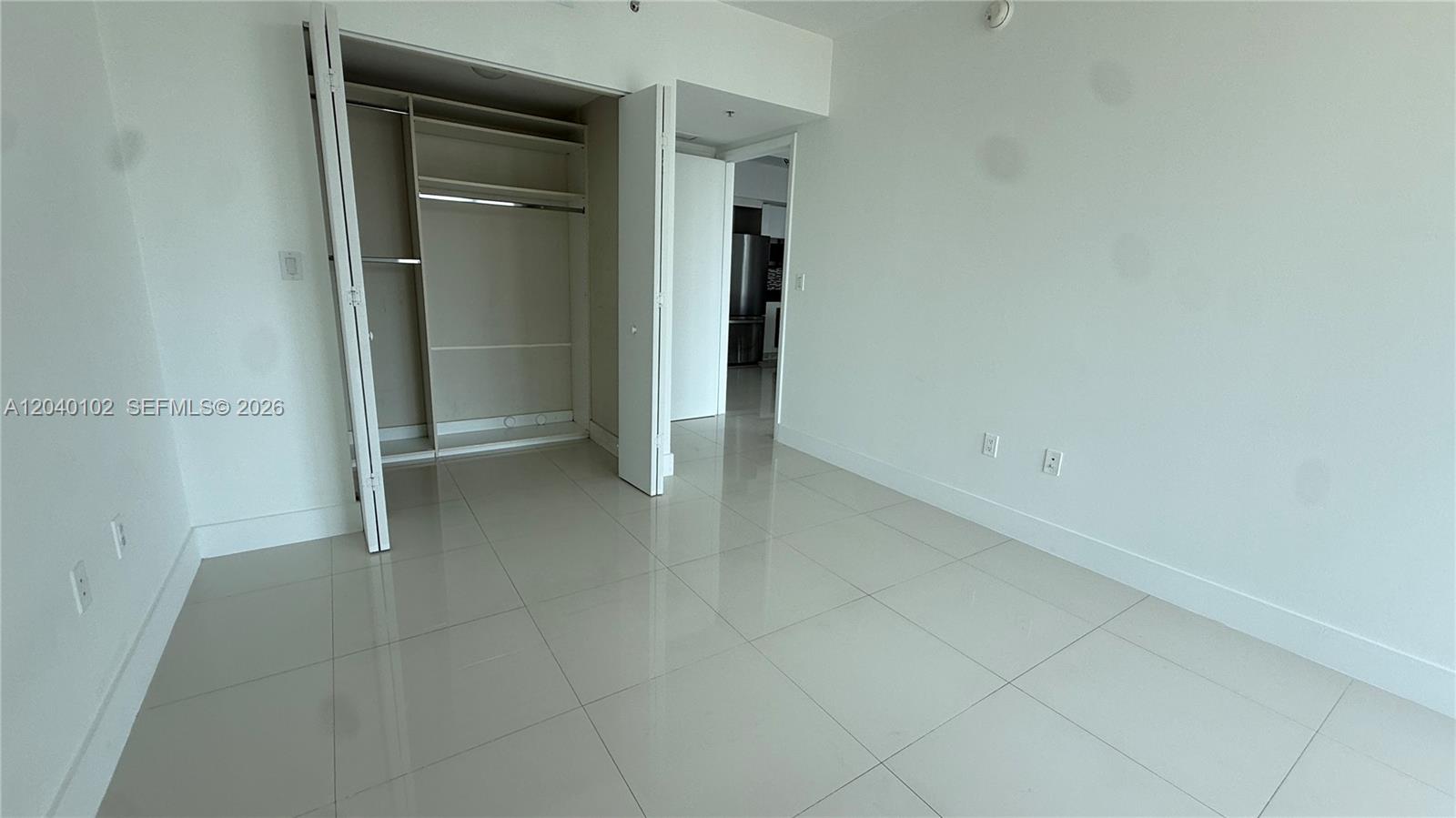 92 Southwest 3rd Street, Unit 3311 Miami, FL 33130 - Photo 11 of 14