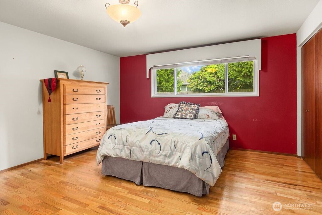 1708 Monterey Court Northeast Renton, WA 98056 - Photo 16 of 26