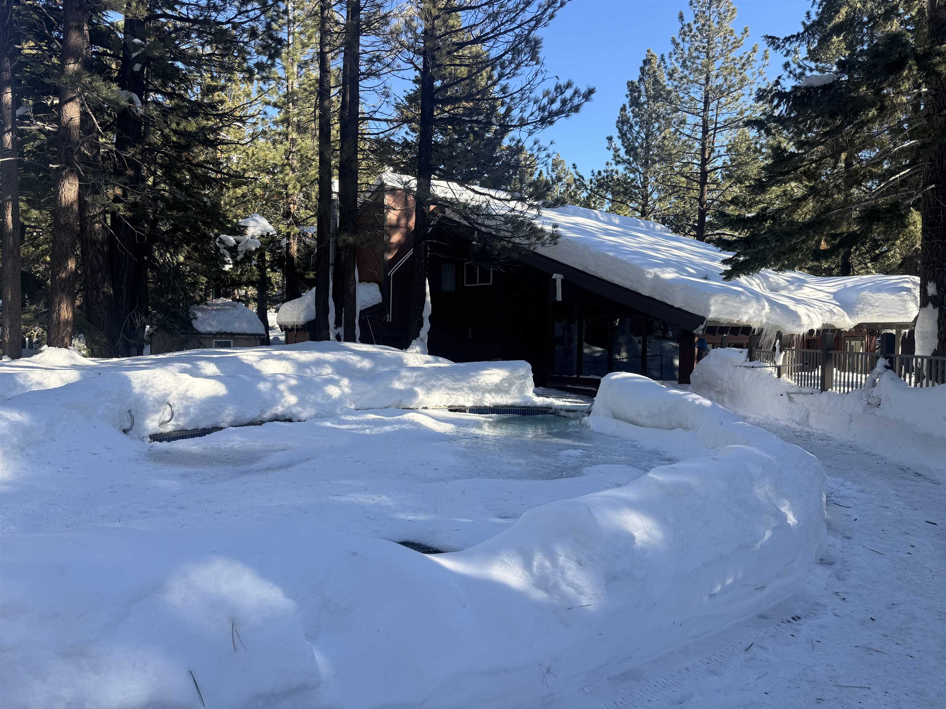 152 Viewpoint Road, Unit 125 Mammoth Lakes, CA 93546 - Photo 41 of 60