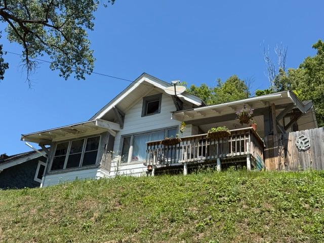 1115 Bush Street Red Wing, MN 55066 - Photo 2 of 31