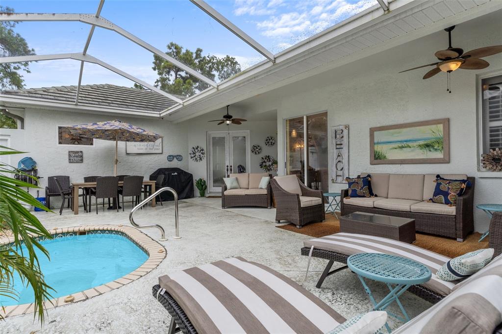 9171 Penelope Drive Weeki Wachee, FL 34613 - Photo 10 of 52