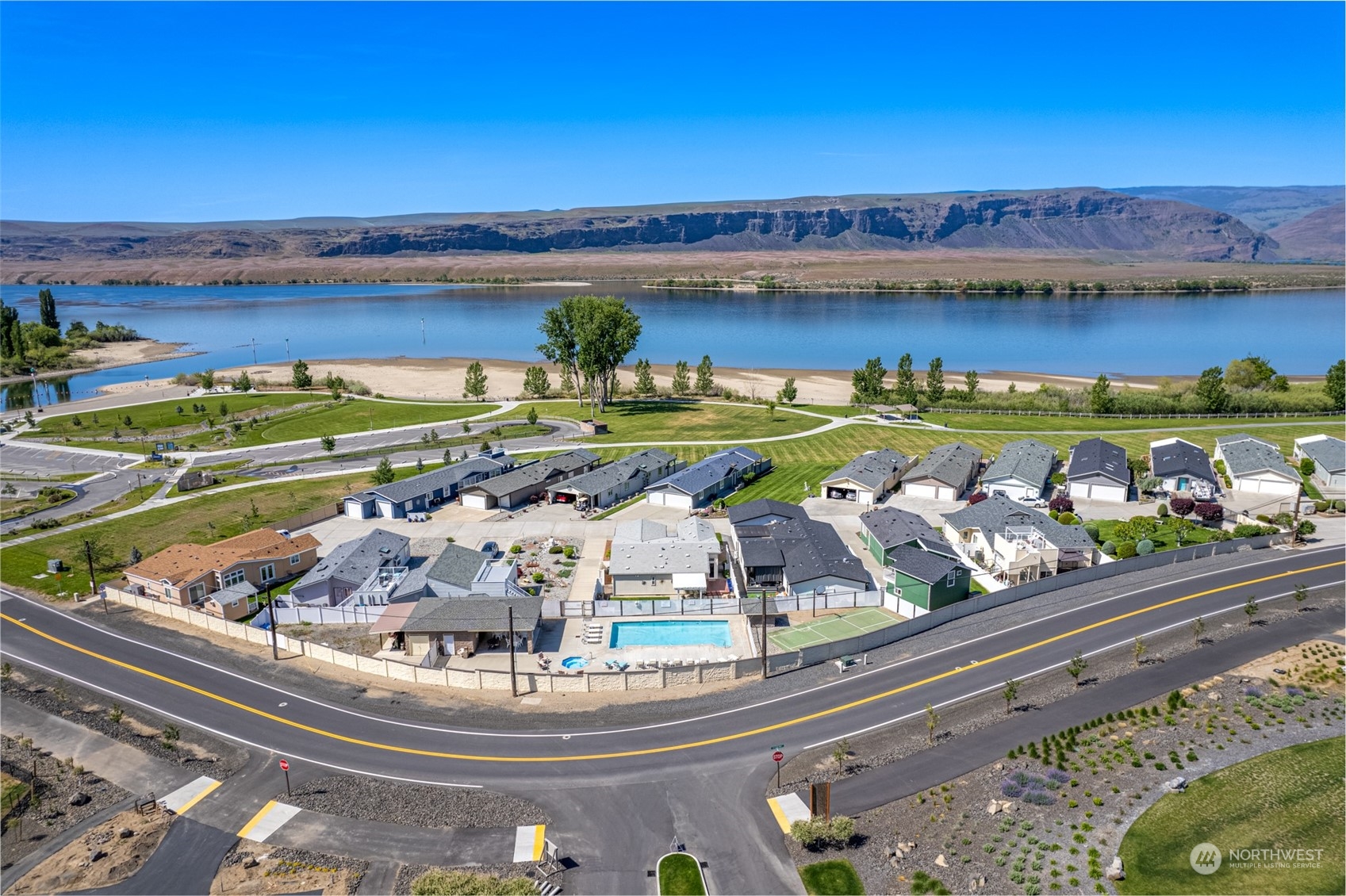 9054 Crescent Bar Road Northwest, Unit 20 Quincy, WA 98848 - Photo 25 of 27 Gallery Image 25